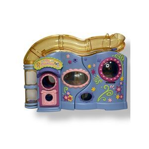 Vintage Littlest Pet Shop Little Lovin' Pet Playhouse Hasbro 2004